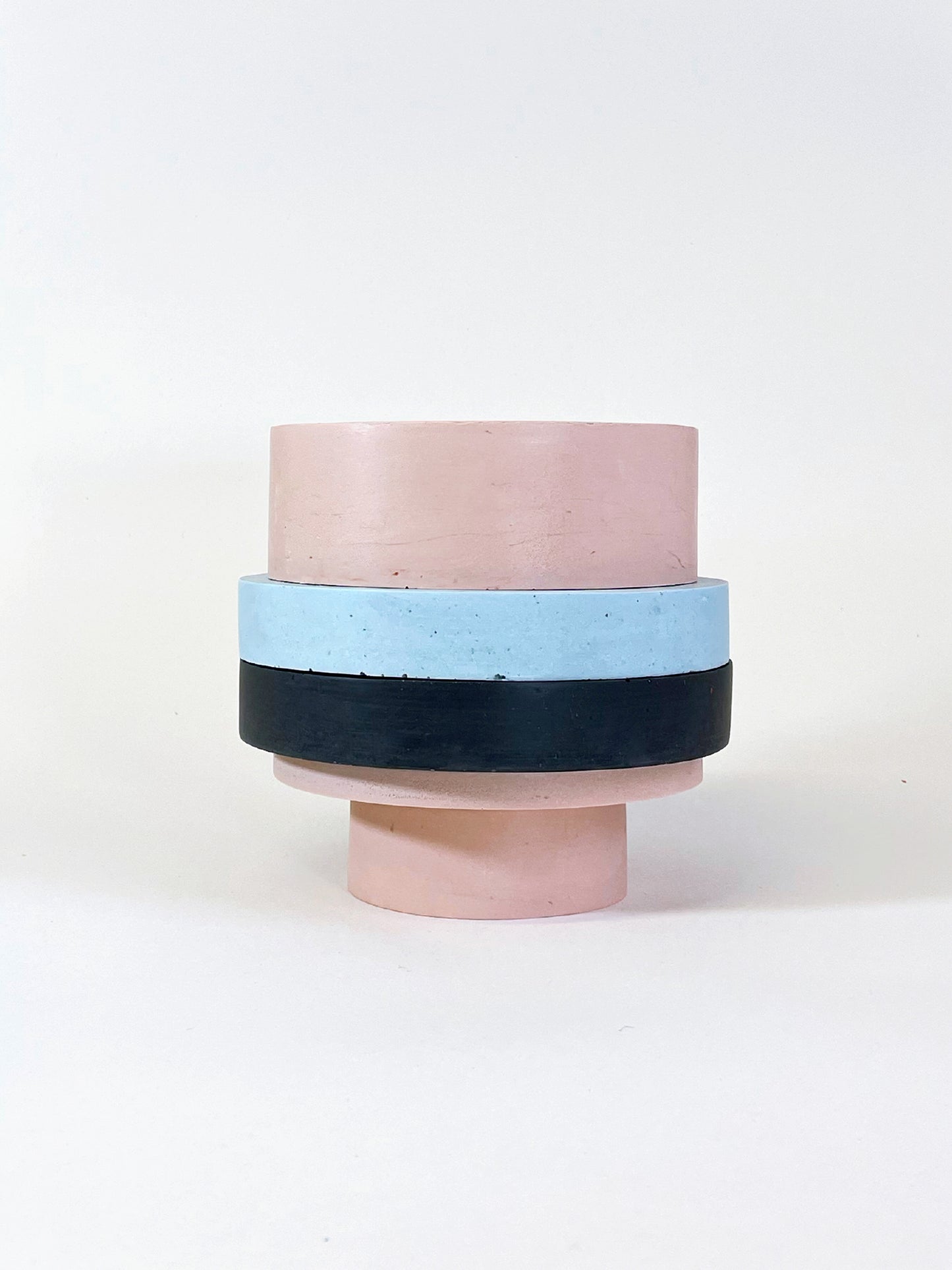 Totemico Large Pot- Blusk Pink, Blue and Black