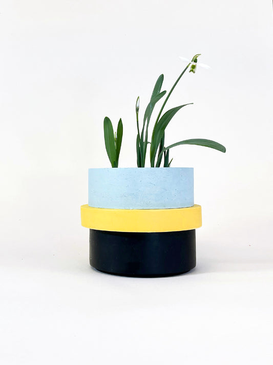 Totemico Large Pot- Blue, yellow and Black
